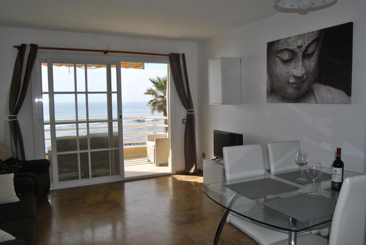Apartamento Frente Al Mar,Primera Linea De Playa Rincon de la Victoria Luaran gambar