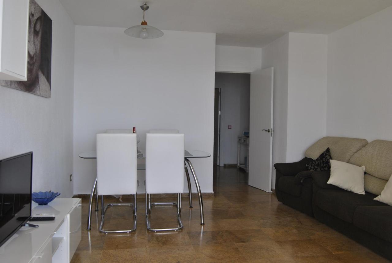 Apartamento Frente Al Mar,Primera Linea De Playa Rincon de la Victoria Luaran gambar