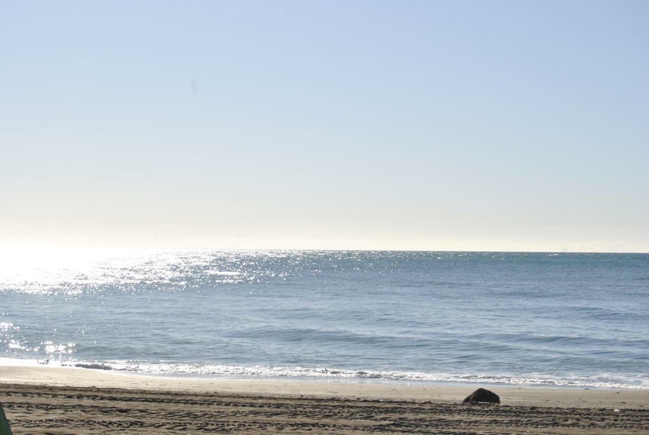 Apartamento Frente Al Mar,Primera Linea De Playa Rincon de la Victoria Luaran gambar