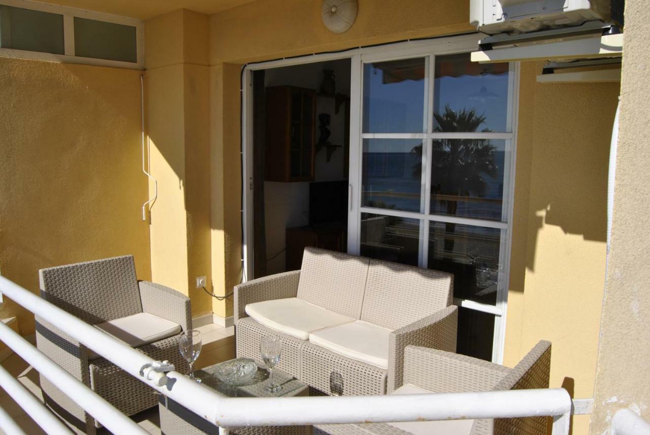 Apartamento Frente Al Mar,Primera Linea De Playa Rincon de la Victoria Luaran gambar